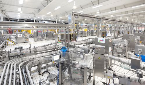 智能機器人研發助推伊利躋身制造業百強，彰顯中國科技與實業融合新高度